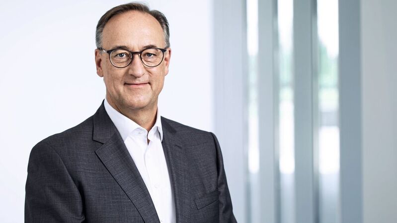 Helmut Gassel legt sein Mandat als Chief Marketing Officer von Infineon zum 31. Mai 2022 nieder.