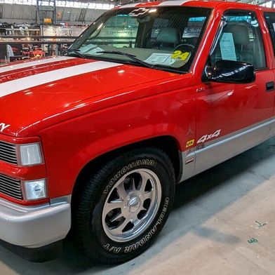 Das das Erstzulassungsdatum im Gegensatz zu uns keine Relevanz hat, wird es häufig nicht dokumentiert. Ergo nehmen Zulassungsstellen den 1. Juli als fiktives EZ an. (Bild: Dominsky - VCG)