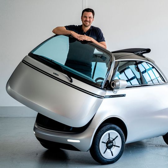 „Der Microlino hat großes Potenzial als Alternative zu einem normalen Auto“, ist Jochen Rudat überzeugt.(Bild:  Microlino)