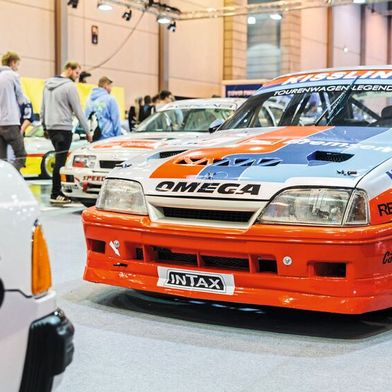 Getunte Old- und Youngtimer sind ein Teil der Essen Motor Show, im Jahr 2025 zum letzten Mal versammelt im Classic & Prestige Salon. (Bild: Messe Essen)