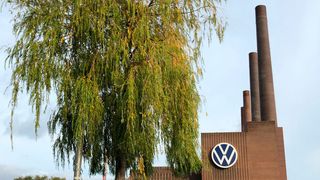 Ab dem 5. Mai will Volkswagen die Verbraucher auszahlen, mit denen sich der Konzern auf einen Vergleich geeinigt hat. (Bild: Seyerlein/»kfz-betrieb«)