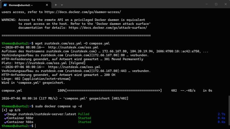 Auf dem Ubuntu-Host lädt wget die offizielle Compose-Datei herunter, anschließend startet 