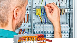 Der FIX-Faktor:  Neue Funktionsblöcke erweitern das modulare PTFIX-Verteilerblocksystem und sind mit den bestehenden Artikeln kombinierbar. (Bild: Phoenix Contact)