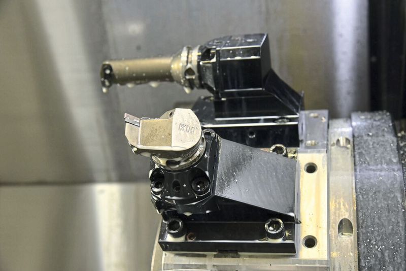 Das KM-Schnellwechselsystem garantiert kurze Zykluszeiten und bringt beim Drehen eine besonders hohe Wiederholgenauigkeit mit. (Kennametal)