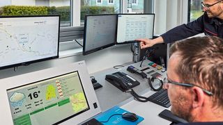 Eine künstliche Intelligenz berechnet auf Basis von Sensordaten, ob und wann ein Hochwasser droht. Verantwortliche erhalten durch das Netilion Flood Monitoring von Endress+Hauser immer einen aktuellen Überblick über das lokale Risiko (Bild: Endress+Hauser)