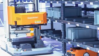 Quickbin+ kombiniert patentierte Behälter-Greif- und Behälter-Transportroboter in einem  intelligenten Lagerhaltungssystem. (Bild: Quicktron)