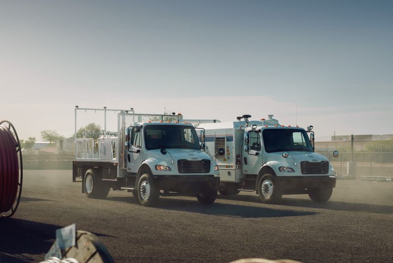Daimler Truck North America and Allison Transmission collaborate on the two powertrain solutions for the Freightliner M2 106 Plus.(Source:  Clint Davis)