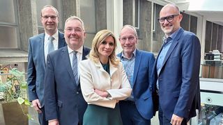 Von links: Andreas Laschke (Stellvertretender Vorsitzender VDMA Fachabteilung Industriearmaturen), Axel Weidner (Vorsitzender VDMA Armaturen), Dr. Laura Dorfer (Geschäftsführerin VDMA Armaturen und VDMA Schweiß- und Druckgastechnik), Gerd Weissenfels (Vorsitzender VDMA Schweiß- und Druckgastechnik), und Michael Everwand, Stellvertretender Vorsitzender VDMA Schweiß- und Druckgastechnik). (Bild: VDMA)