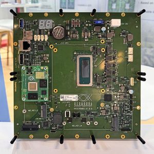 DRAM-Testboard mit dem Codenamen Octopus:  Das Testboard  qualifiziert DRAM-Komponenten für -Module.(Bild:  Neumonda)