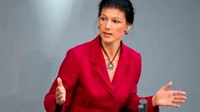 Die Bürokratiekosten für deutsche Unternehmen liegen noch immer bei zig Milliarden Euro. Es gibt bisher nur marginale Einsparungen von wenigen Millionen, wie Statista ermittelt hat. Sarah Wagenknecht (BSW) spricht von einem Konjunkturkiller und fordert den Bürokratie-Schredder ... (Bild: ZSB)