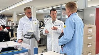 Von der winzigen MCU über komplexe FPGAs bis zu ganzen Wafer-Chargen. Bei HTV in Bensheim lässt sich Elektronik unter speziellen Bedingungen bis zu 50 Jahre lagern. Doch die Experten vor Ort können noch mehr. (Bild: ALTER | HTV)