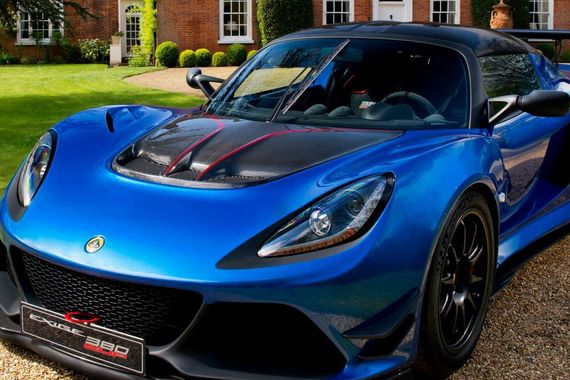 Lotus gibt sich mit der „Exige Cup 380“ extrem sportlich – und extrem leichtfüßig.