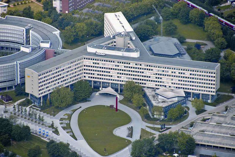Die Deutsche Rentenversicherungen im Rheinland und Westfalen setzen zum Schutz Ihrer Datensätze auf ein umfassendes Identity Management. Dabei regelt ein ausgefeiltes Rollenmodell die Berichtigungvergaben für die Mitarbeiter (Archiv: Vogel Business Media)