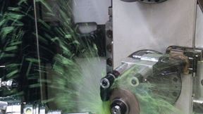 Thanks to a dual spindle, hybrid machines can grind PCD tools (top) and erode them (bottom) in a single set-up, increasing efficiency in terms of both time and quality. (Source: Vollmer Werke Maschinenfabrik)