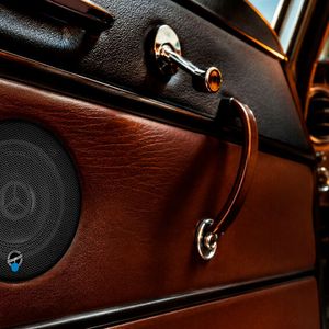 Die neue Classic-Lautsprecherserie verspricht die Verbindung von zeitloser Optik mit hochwertigem Klang und einer besonders einfachen Nachrüstbarkeit.(Bild:  Blaupunkt)