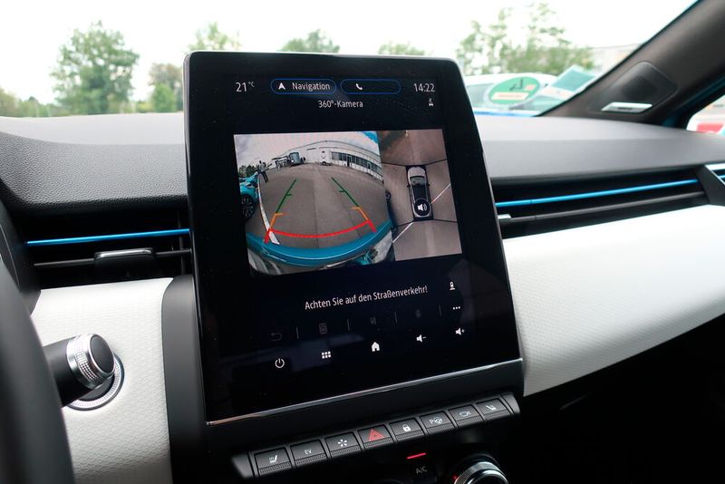 Die Rückfahrkamera hilft beim Rangieren. (Bild: Simon/»kfz-betrieb«)