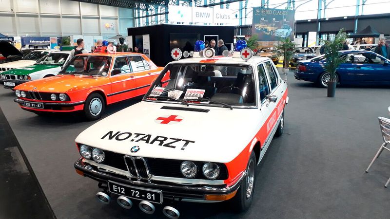 Ebenfalls ein toller Anblick waren die Einsatzfahrzeuge der 5er von BMW, die auf dem BMW-Club-Stand zu sehen waren. (Bild: Steffen Dominsky)
