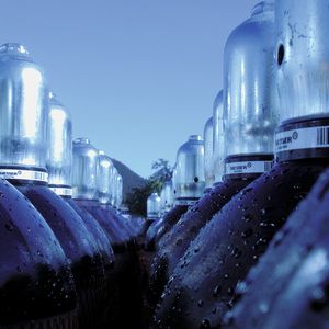 Mit einem MES lassen sich nun 2500 Stahlflaschen pro Tag auftragsbezogen zu produzieren und die Planungdaten dafür aktuell und transparent aufrufen.