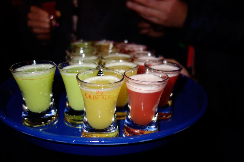 Bullaugen sind von gestern! Ampel heißt das neue Getränk und muss brav in der Reihenfolge getrunken werden! (Bild: IT-BUSINESS)