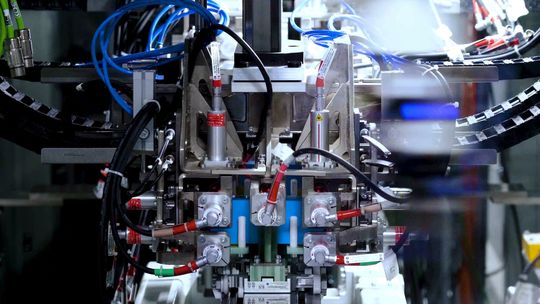 (Zehn schlüsselfertige Produktionssysteme für Batteriemodule hat Special Machinery bereits in internationaler Zusammenarbeit mit seinem Standort in China realisiert. Bild: Schaeffler)