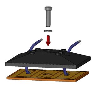 Die Montage des Bremswiderstands auf dem Kühlkörper erfolgt mittels zentraler Einlochbefestigung