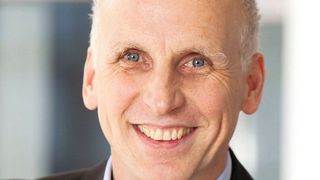 "Von einer Konsolidierung der Bildverarbeitungsindustrie ist auszugehen. Die Geschwindigkeit dieser Konsolidierung, die jahrzehntelang recht langsam war, hat in den letzten 36 Monaten erheblich zugelegt", sagt Dr. Dietmar Ley, CEO der Basler AG. (Basler)