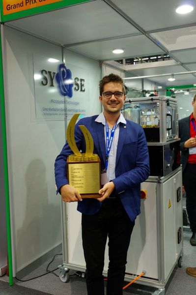 Florian Telmont, co-fondateur et CTO sur le stand de SY&SE lors du salon EPHJ-EPMT-SMT. (MSM)