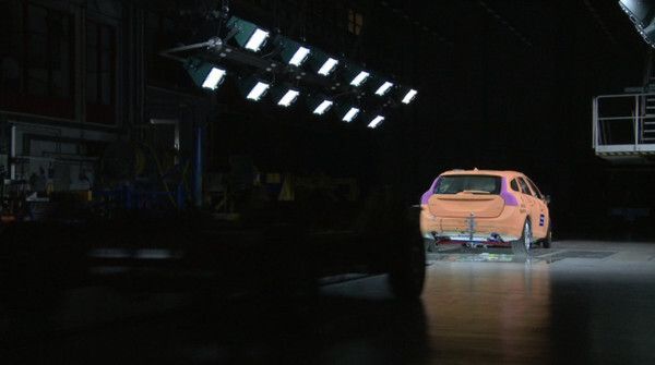 Den Euro-NCAP-Crashtest bestand der Volvo V60 Plug-in-Hybrid als beste Fahrzeug mit Elektromotor (Bild: Volvo)