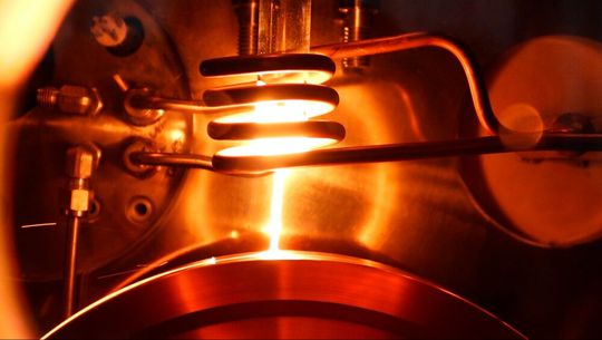 As part of the mobility transition, demand for rare earth magnets is set to skyrocket, say British researchers - that's going to be expensive! However, using AI tools, they have now managed to find alternative magnets without rare earths in a very short time. Find out more here...(Image: Materials Nexus)