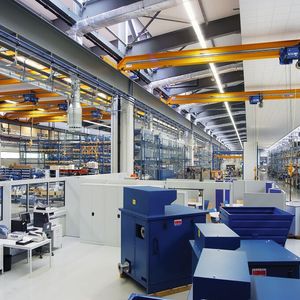 Stetige Modernisierung und Erweiterung prägten die gesamte Aerzener Firmenhistorie. 2008 entstand beispielsweise ein effizientes Produktionscenter, das der großen Typenvielfalt gerecht wird.