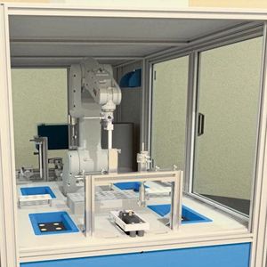 Das erste automatisierte isotherme Kalorimeter - vorne sieht man den Zugang zu Kalorimeter und Roboter-Probenhandling; hinten sind Ampullenmagazin und Probenannahme.(Bild:  ThyssenKrupp)
