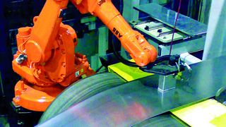 Automatisierter Einsatz von 3MA (mikromagnetische, multiparametrische Mikrostruktur- und Spannungs-Analyse). (Bild: Fraunhofer-IZFP)