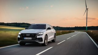 Der Q8 55 TFSI e-Quattro erreicht eine elektrische Reichweite bis zu 47 Kilometer.  (Bild: Audi)