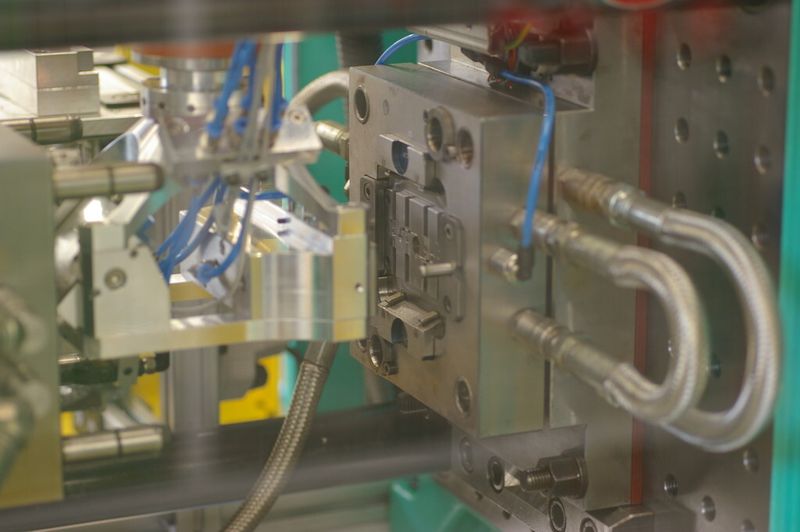 Plastechnik AG, le spécialiste de l'élaboration, conception et production de pièces en matière synthétique et plastique technique. (Image: MSM / JR Gonthier)