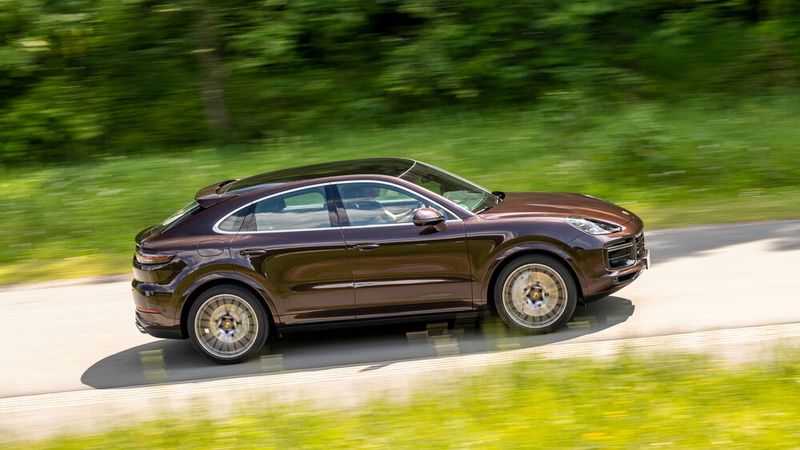 Dem Trend folgend legten die Zuffenhausener zwei Jahre später eine Coupéversion nach. (Bild: Porsche)