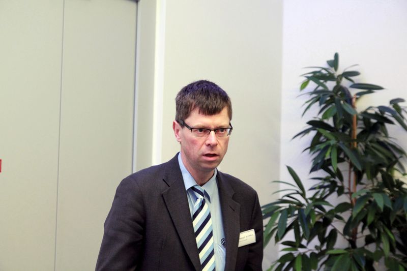 „Bei Cemecon arbeiten drei Personen in der Beschichtung, die anderen 97 handeln das Objekt – und da liegt das Problem“, bermerkt Dr. Christoph Schiffers von Cemecon. (Bild: Itasse)