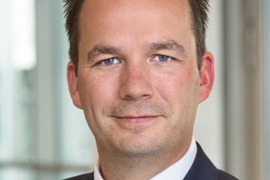BRV-Vorsitzender Stephan Helm: „Der Absatz von Ganzjahresreifen im Pkw-Segment ist überproportional gestiegen.“(Bild:  © Koelnmesse GmbH/Andreas Hagedorn)