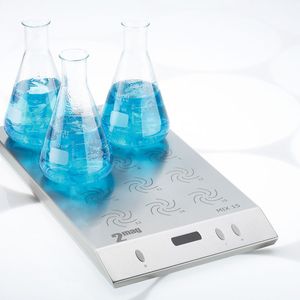 Abb.1a: 2mag hat Magnetrüher mit mehreren Rührstellen in seinem Programm. 