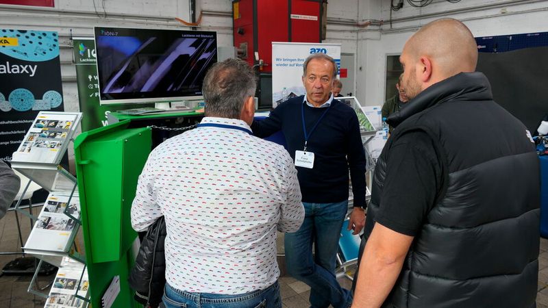 Lackieren mit Stickstoff war eins der Themen am Stand von Kamatec.  (Bild: Wenz | VCG)