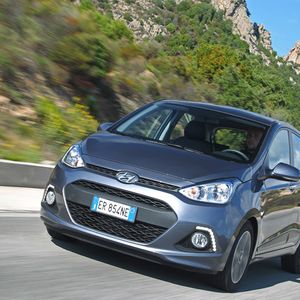 Auf kurvigen oder hügeligen Strecken ist jedoch häufigeres Schalten nötig.(Foto: Hyundai)