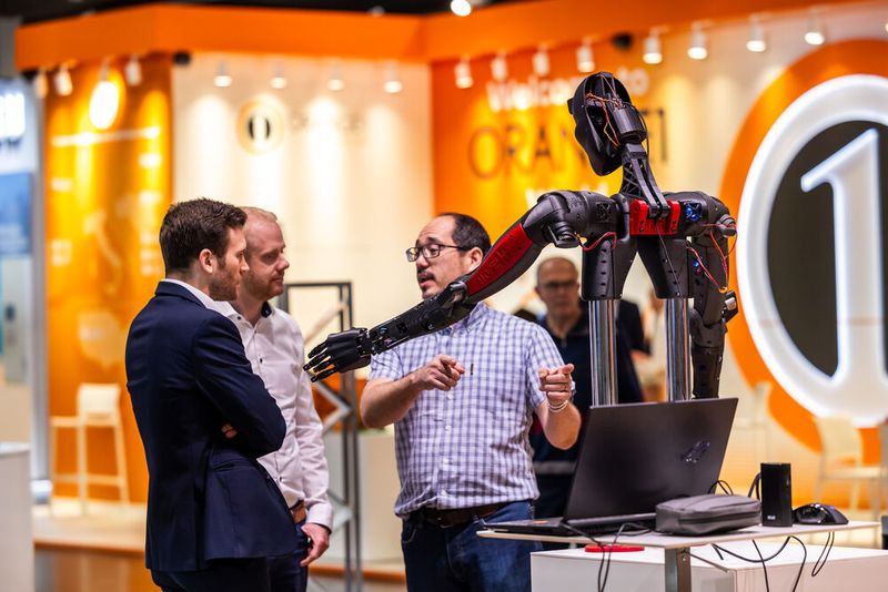 Die SPS macht Nürnberg wieder zum Treffpunkt für Automatisierung und Robotik.(Bild:  Mesago Messe Frankfurt GmbH / Arturo Rivas Gonzalez)