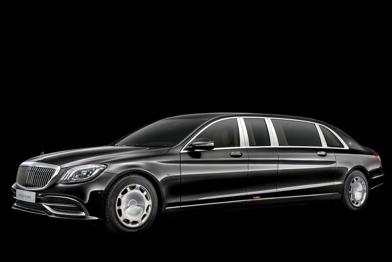 Facelift: Die Pullman-Version des Mercedes-Maybach bekommt einen 630 PS starken Sechsliter-V12-Biturbo-Benziner und einen neuen Kühlergrill. (Mercedes-Benz)