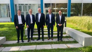 Geschäftsführung und Vorstand der Arbeitsgemeinschaft Laser und Lasersysteme für die Materialbearbeitung (V. l. n. r.): Dr. Hagen Zimer, Trumpf; Dr. Stefan Ruppik, Coherent (Stellvertretender Vorsitzender); Dr. Christoph Ullmann, Laserline (Vorsitzender); Nikolas Meyer, Weil Technology; Dr. Sven Breitung, VDMA. (Bild: VDMA)