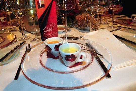 ... und ein leckeres Menü. (Archiv: Vogel Business Media)