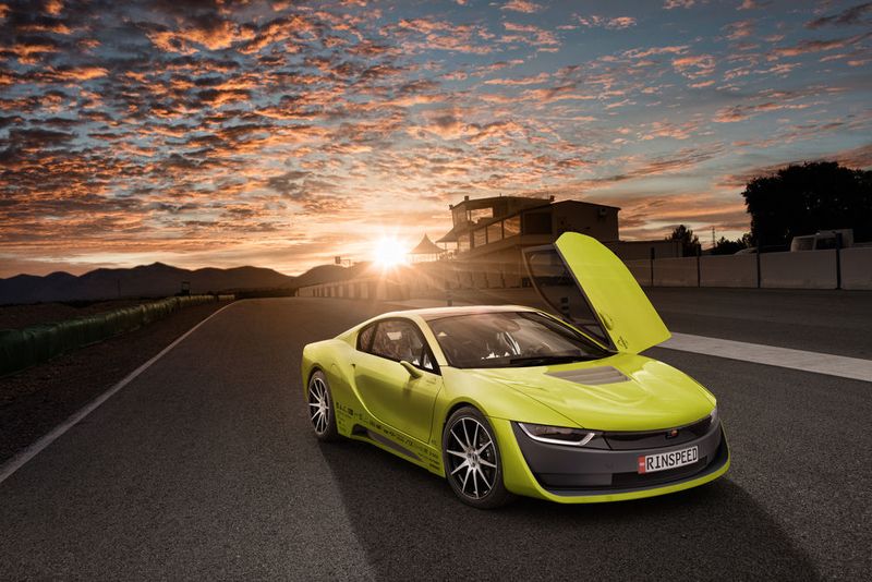 Im «Ʃtos» zeigen RinspeedPartner, was in Sachen Konnektivität heute und morgen machbar ist: (Bild: Rinspeed)