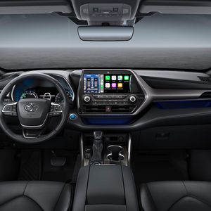 Toyota will im Euro-Highlander viele Ausstattungsmerkmale serienmäßig verbauen.(Bild:  Toyota)