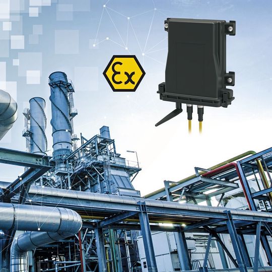 Um Geräte in explosionsgefährdeten Bereichen einsetzen zu können, gilt es eine Menge an Vorschriften zu beachten und die entsprechenden Geräte hierfür zu zertifizieren. Die Atex/IECEx zertifizierten Gehäusen der Serie ECS-Ex werden diesen Rahmenbedingungen gerecht, und der Gerätehersteller kann sich auf seine Kernkompetenzen fokussieren. Um Geräte in explosionsgefährdeten Bereichen einsetzen zu können, gilt es eine Menge an Vorschriften zu beachten und die entsprechenden Geräte hierfür zu zertifizieren. Die Atex/IECEx zertifizierten Gehäusen der Serie ECS-Ex werden diesen Rahmenbedingungen gerecht, und der Gerätehersteller kann sich auf seine Kernkompetenzen fokussieren.