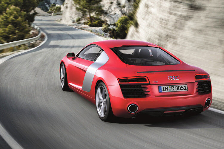 Einstiegstriebwerk ist ein 4,2-Liter-V8 mit 316 kW/430 PS, darüber rangiert der 5,2-Liter-V10 in der Variante mit 386 kW/525 PS. (Foto: Audi)