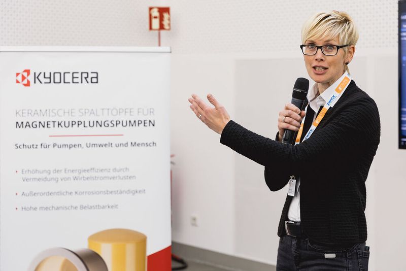 Kyocera zeigt, wie Bauteile aus Hochleistungskeramik im Industrieeinsatz Haltbarkeit und Präzision auf ein neues Level heben. (Bild: Stefan Bausewein)