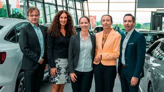 Der künftige Spindler-Beirat (v.l.): Bernhard Fürst, Gesa Köberle, Jeannine Krenn, Monika Spindler-Krenn und Thomas Heiland. Für das Foto wurden die gängigen 3G-Corona-Regeln beachtet. (Bild: Spindler-Gruppe)